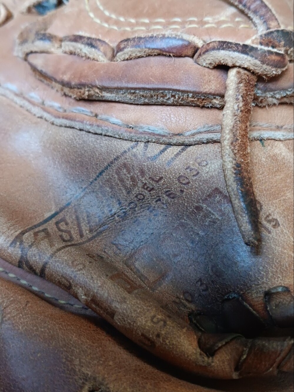 USA Rawlings Vintage Johnny Bench Leather Catchers Mitt, Baseball, Sports Glove - Picture 9 of 16